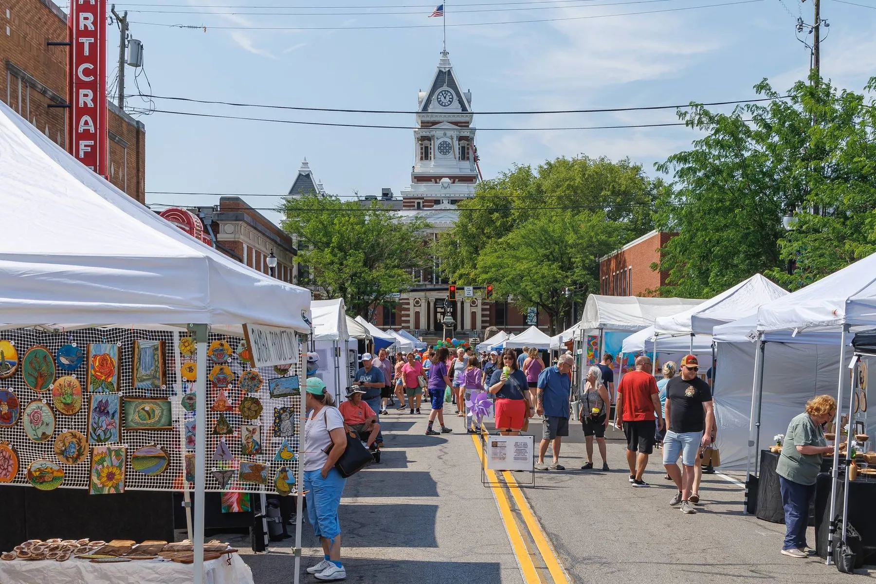 Franklin Farmers Market (Image Credit: Discover Downtown Franklin)