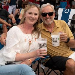 Zionsville Street Dance (Credit: Zionsville Chamber of Commerce)
