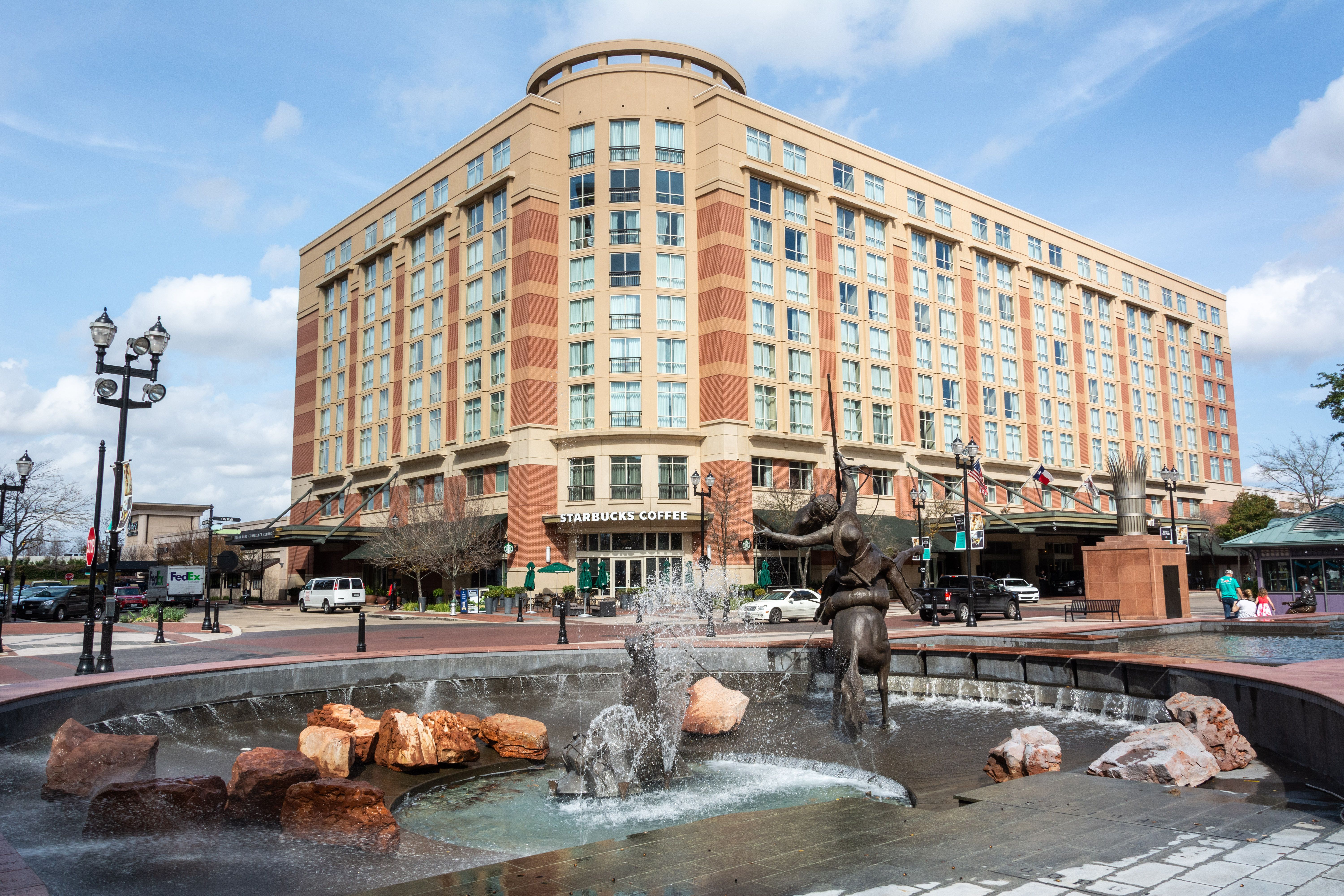 Life in Sugar Land, Texas