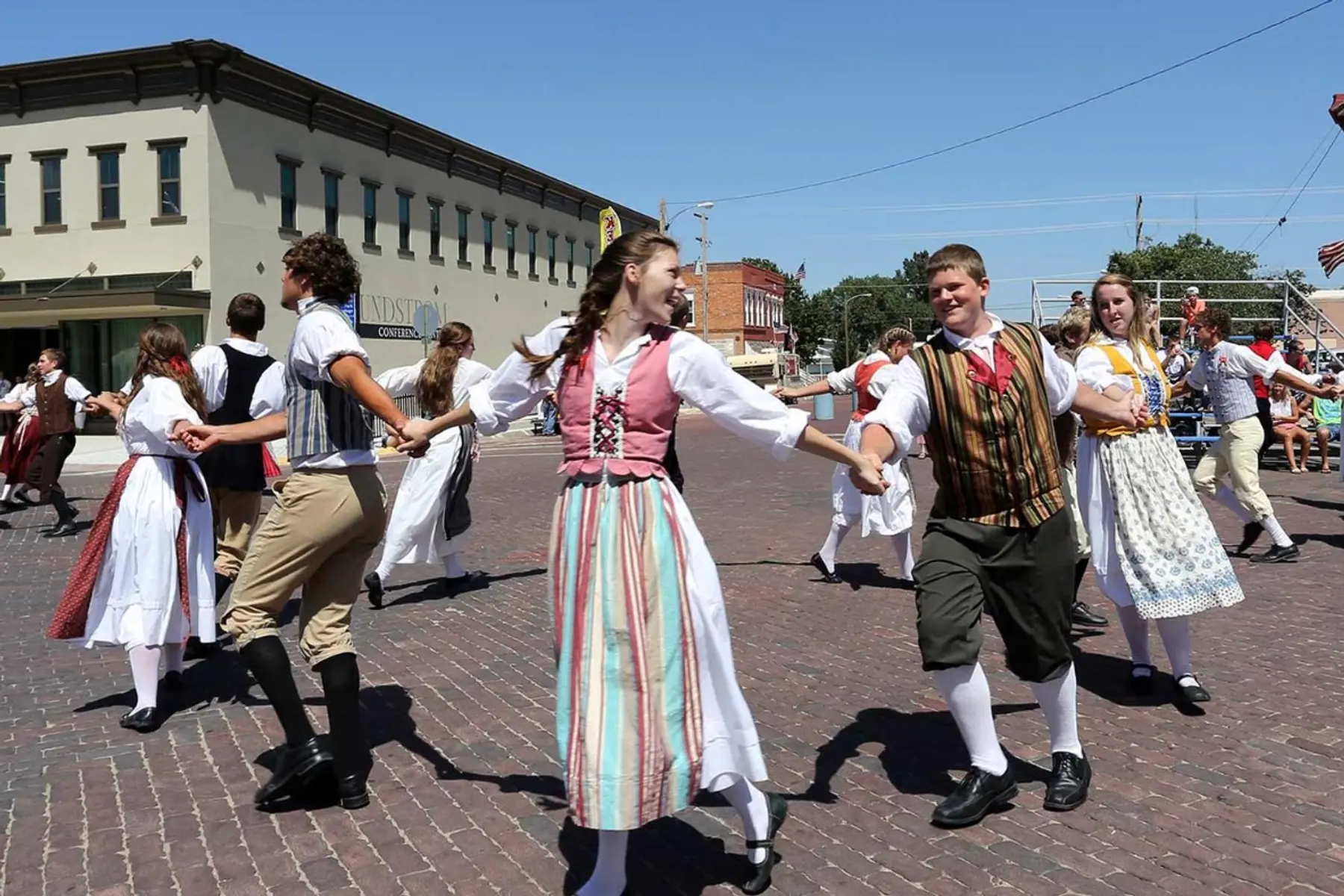 Welcome to Lindsborg Kansas - Little Sweden USA (credit to lindsborgcity.org)