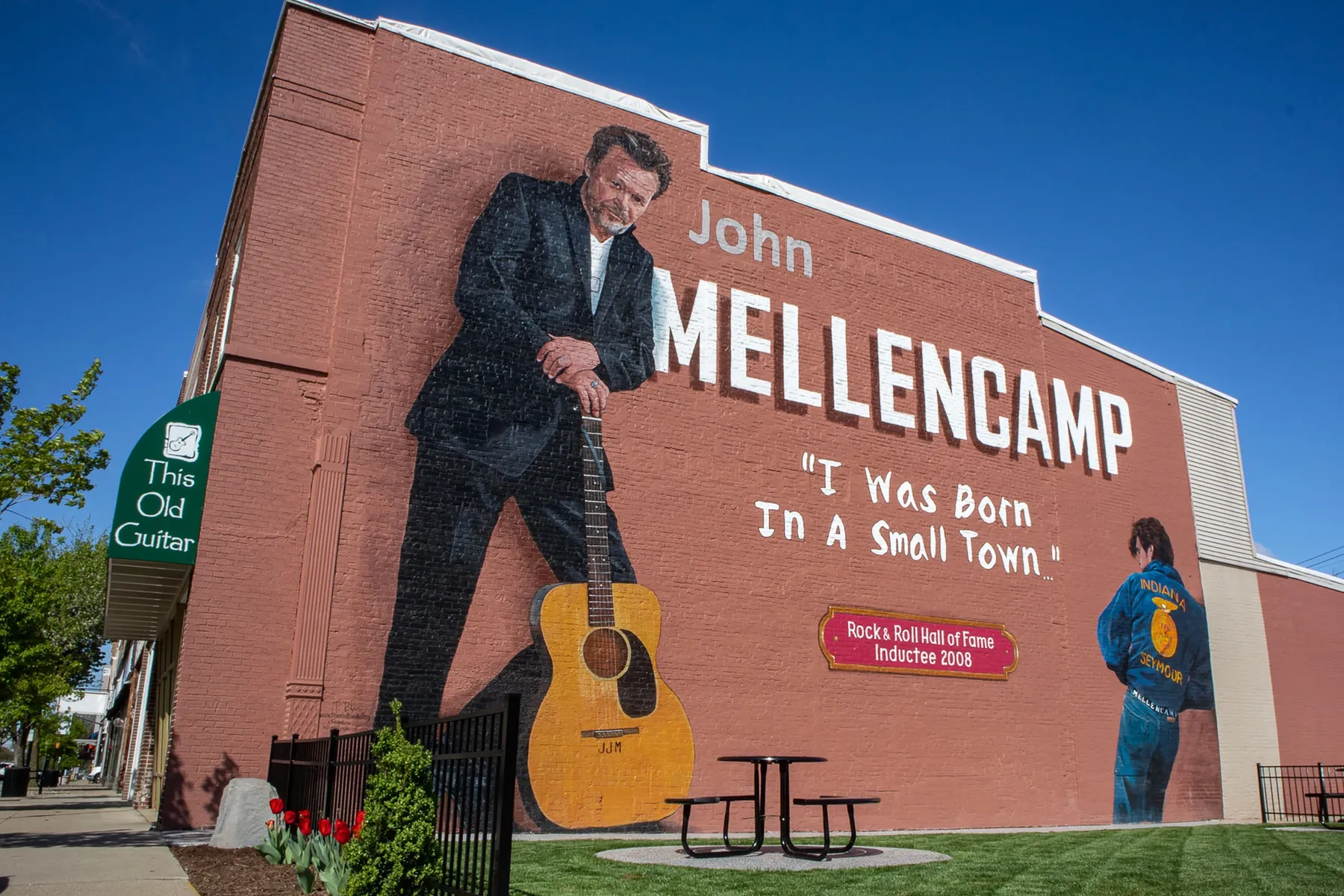 Seymour (Photo Credit: Jackson County Visitors Center)