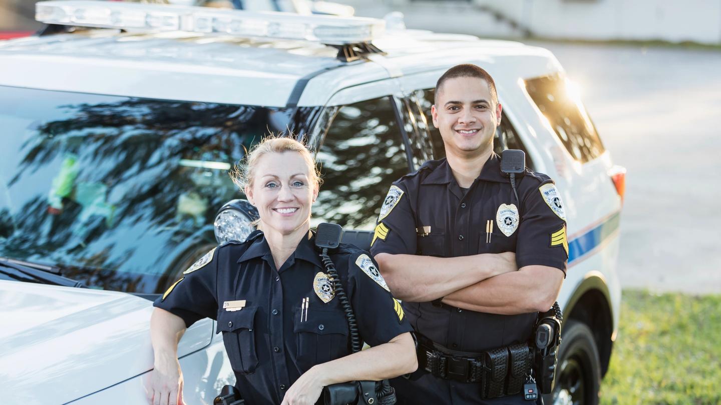 Law enforcement signing bonuses are now at MakeMyMove.com.