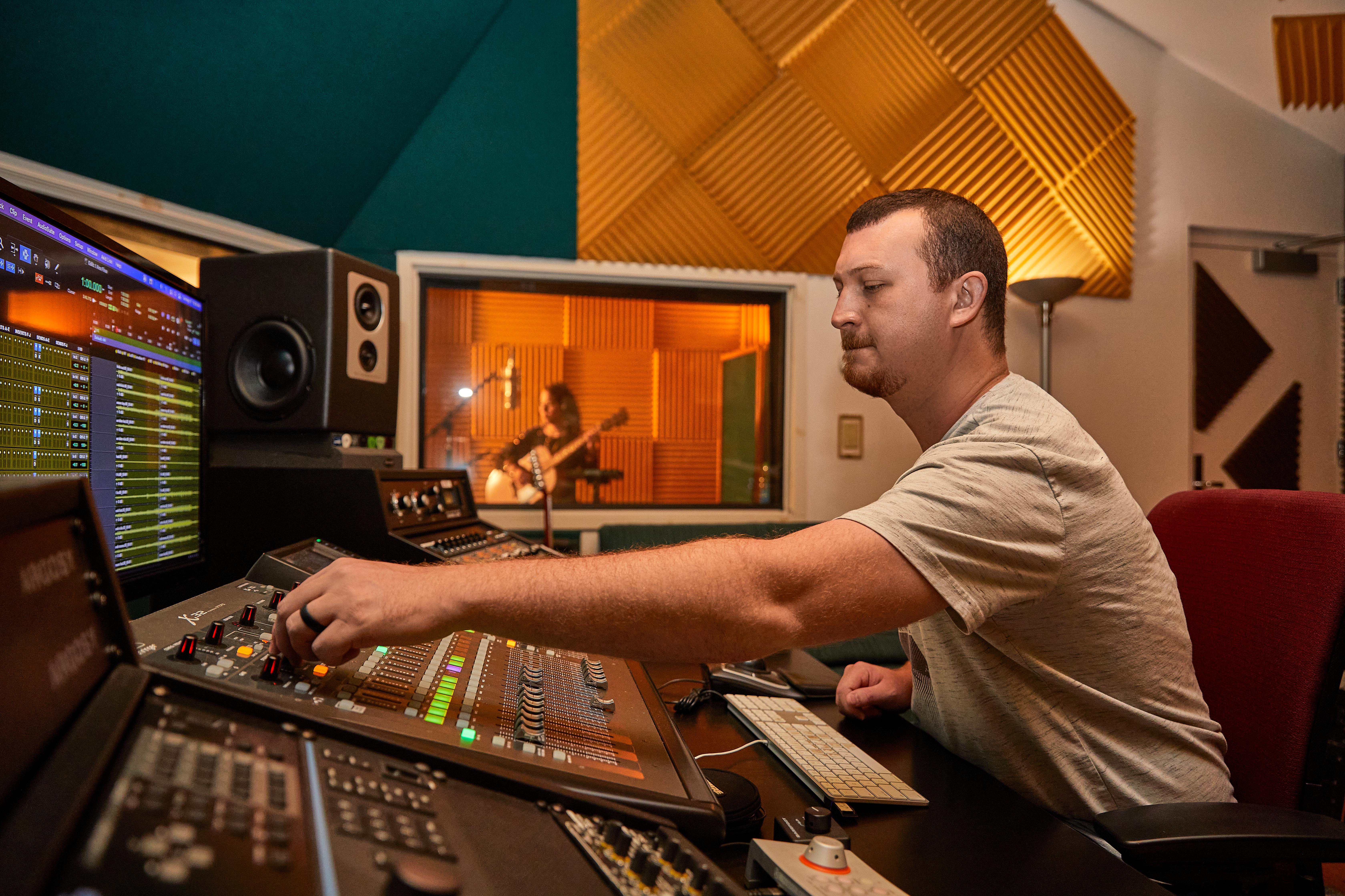 Get paid to live in 
    Country Music Highway, Eastern Kentucky