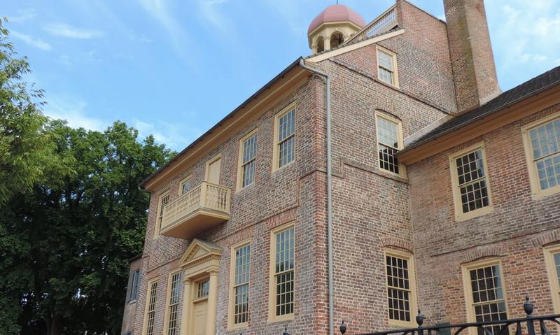 The historic nature of New Castle’s buildings and homes means that picturesque individuality is around every corner.