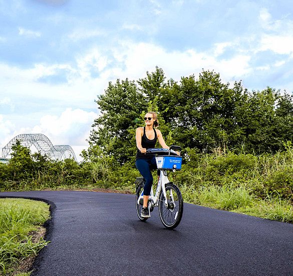 Get paid to live in 
    West Memphis, Arkansas