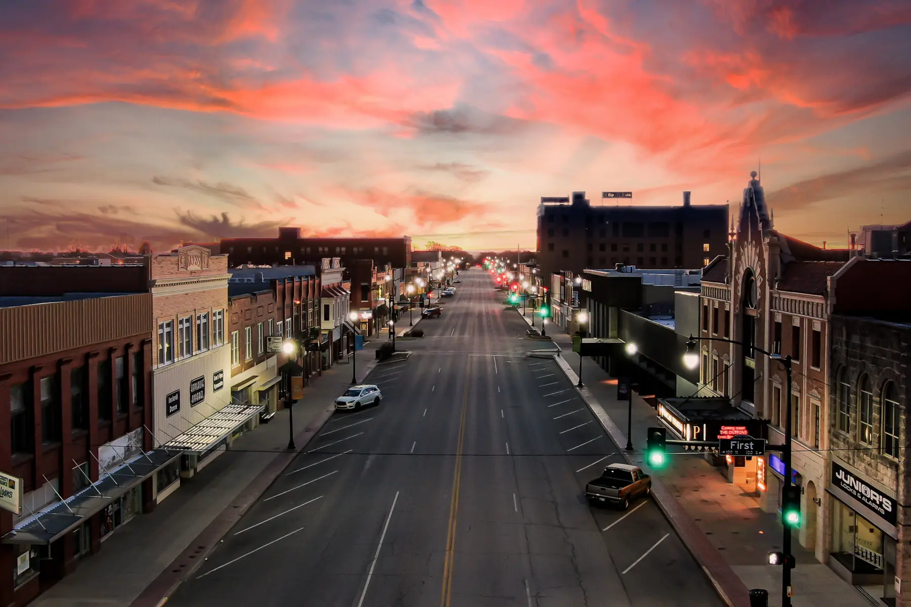A view of downtown Ponca City at dusk.
