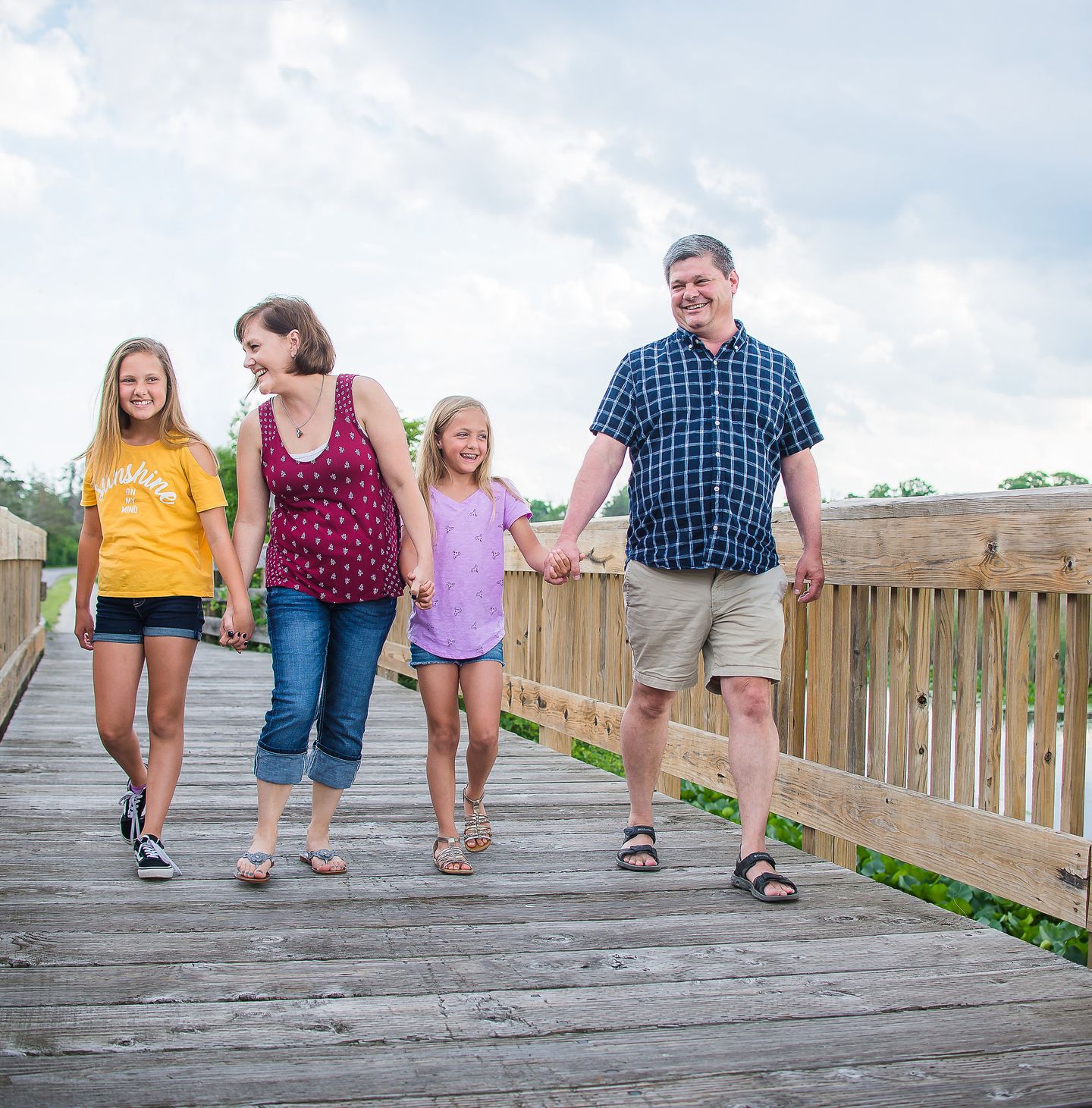 Family Enjoys the Syracuse Wawasee Trail