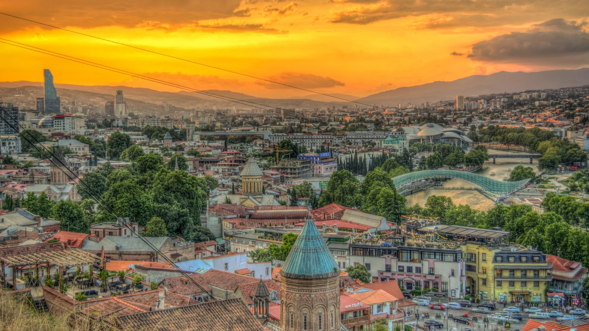 Tbilisi old town with colorful buildings and the Narikala fortress