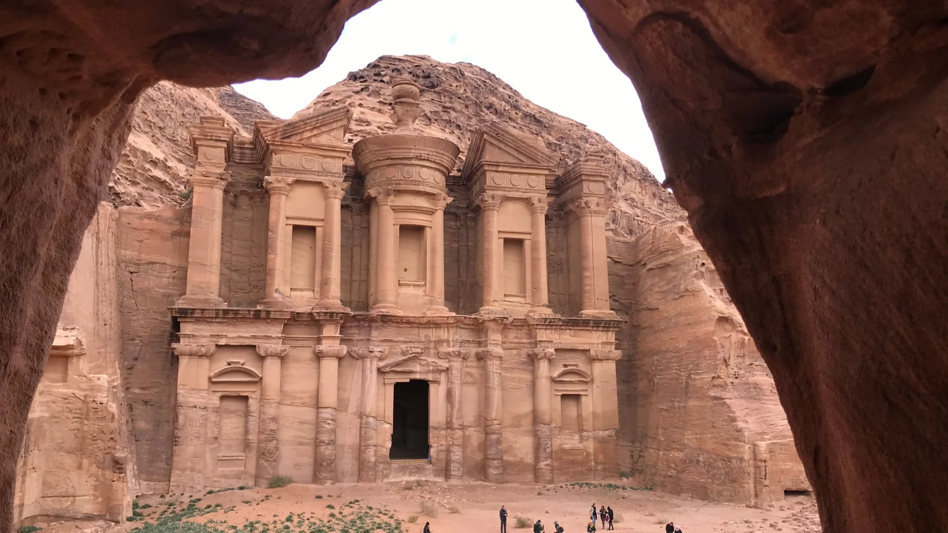 Riyadh to Amman: Flight Time, Airlines and Entry Rules