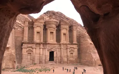 Riyadh to Amman: Flight Time, Airlines and Entry Rules