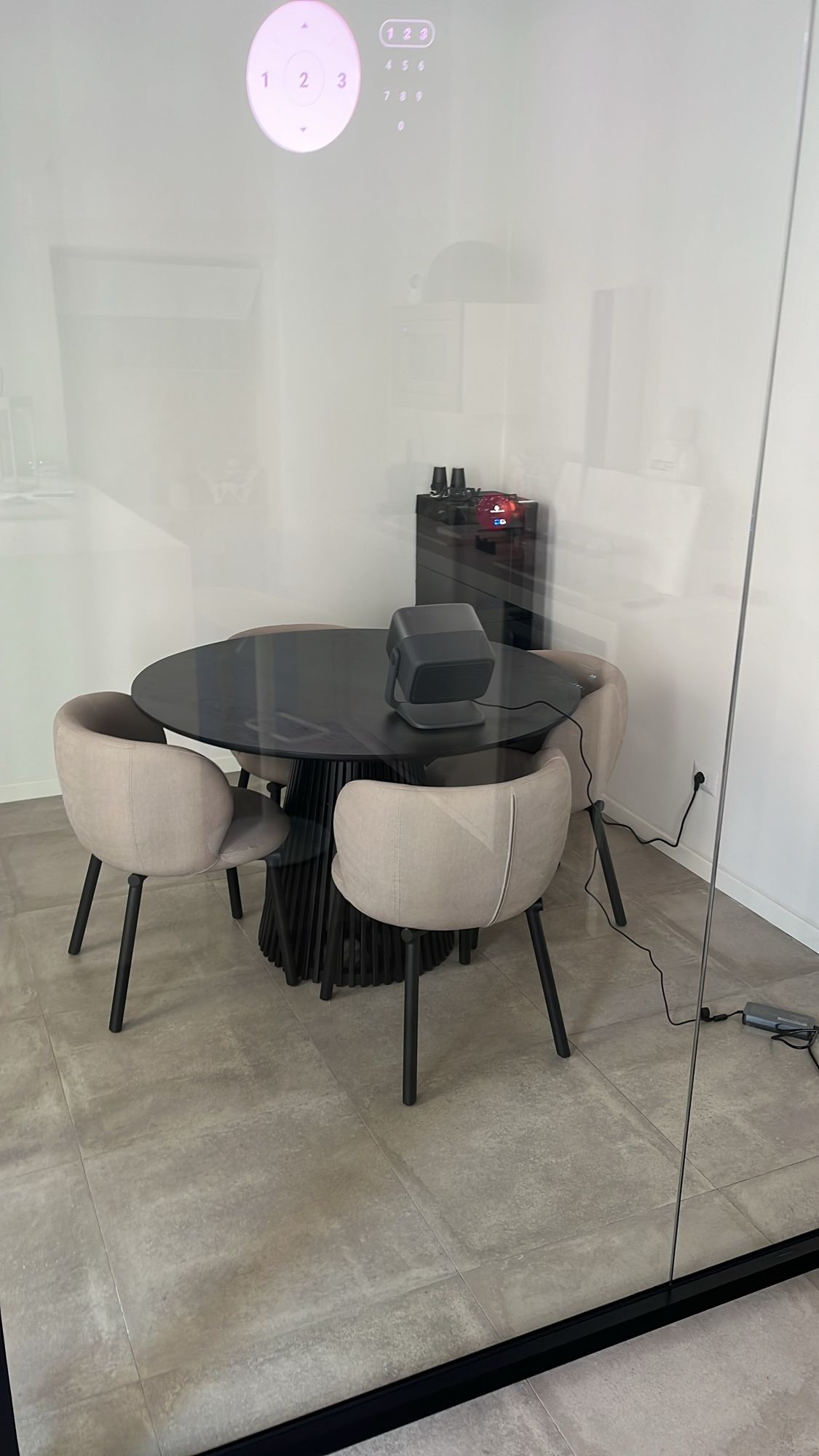 Synergy Hub del centro Coworking Flow video proiettore led (4)