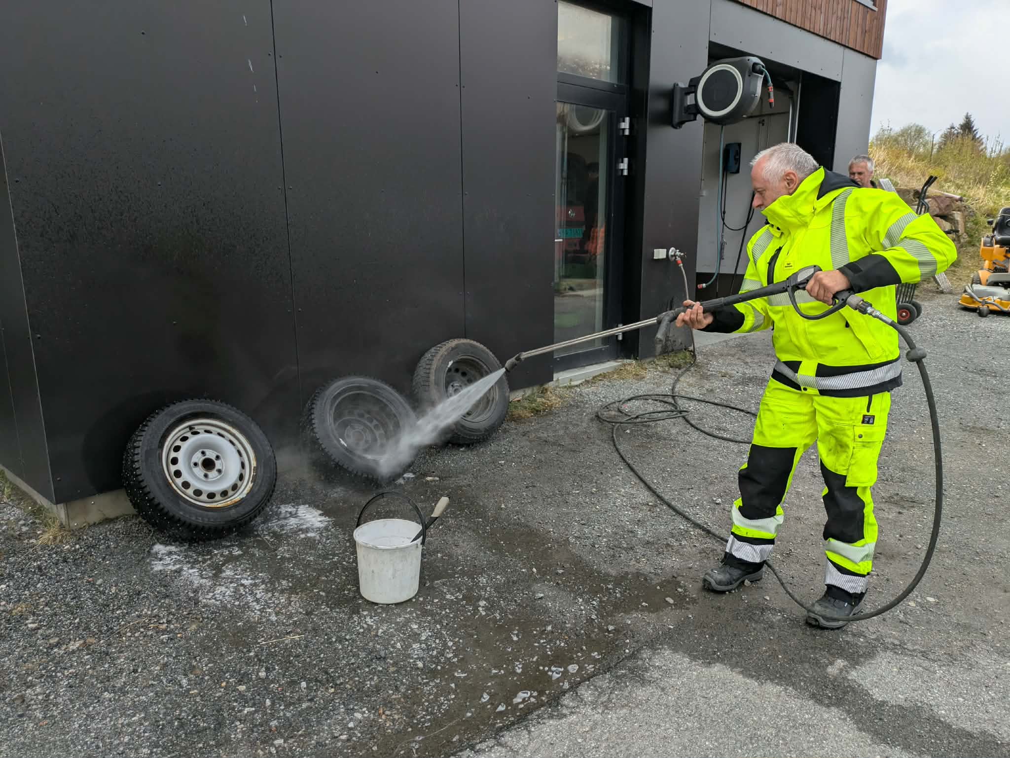 Bilde av dekkrensing