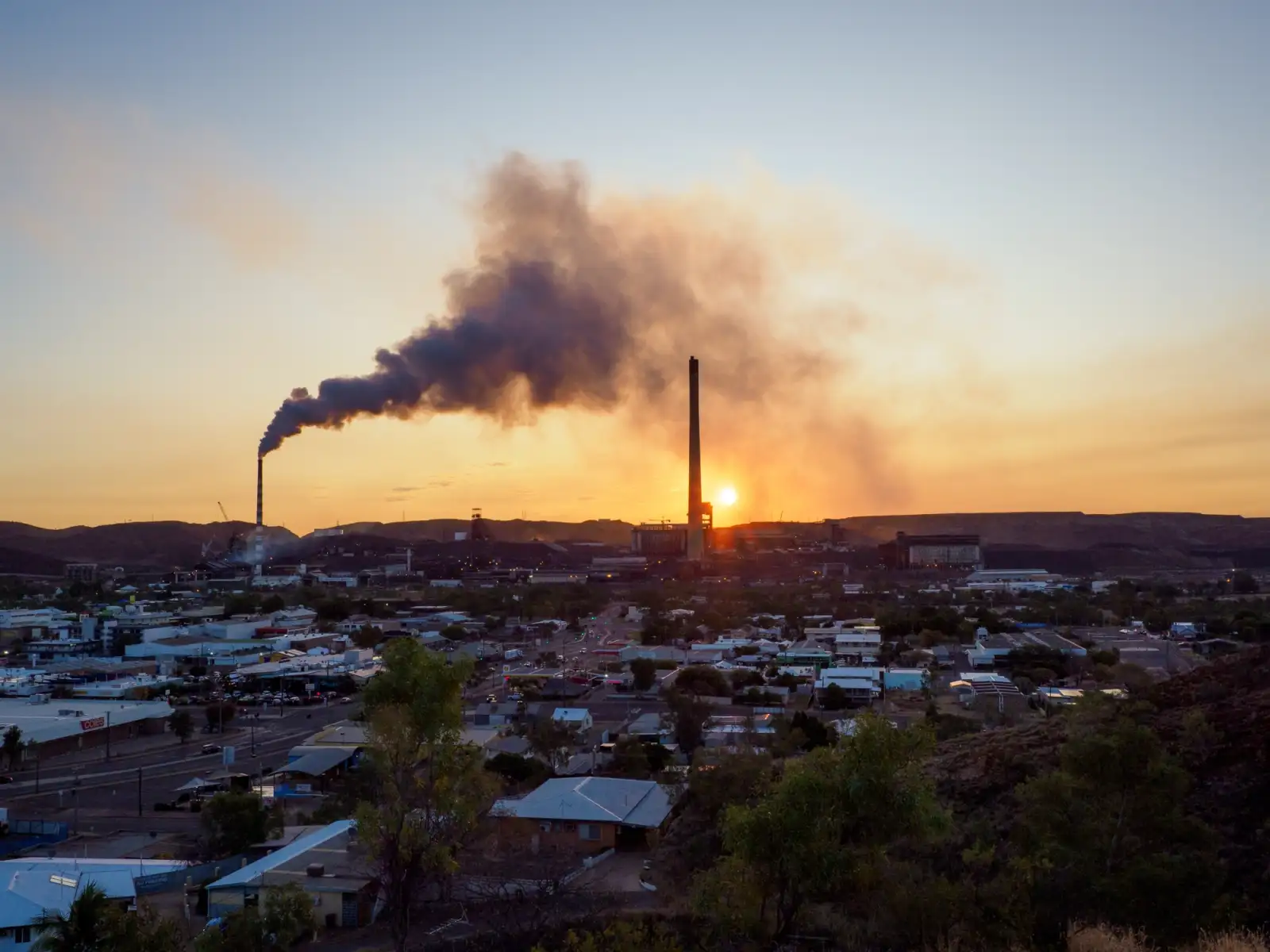 Mt Isa skyline