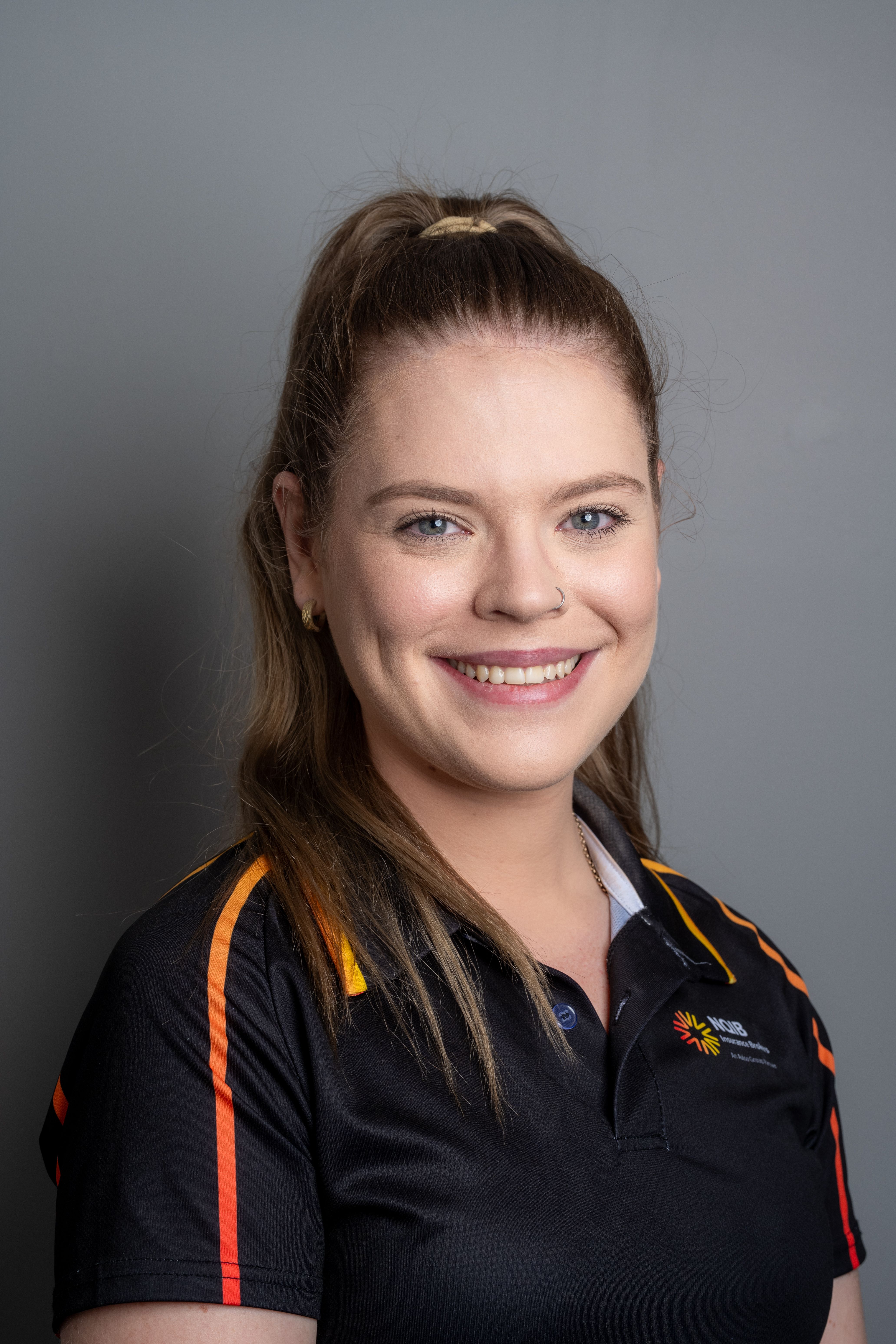 Elayna White headshot