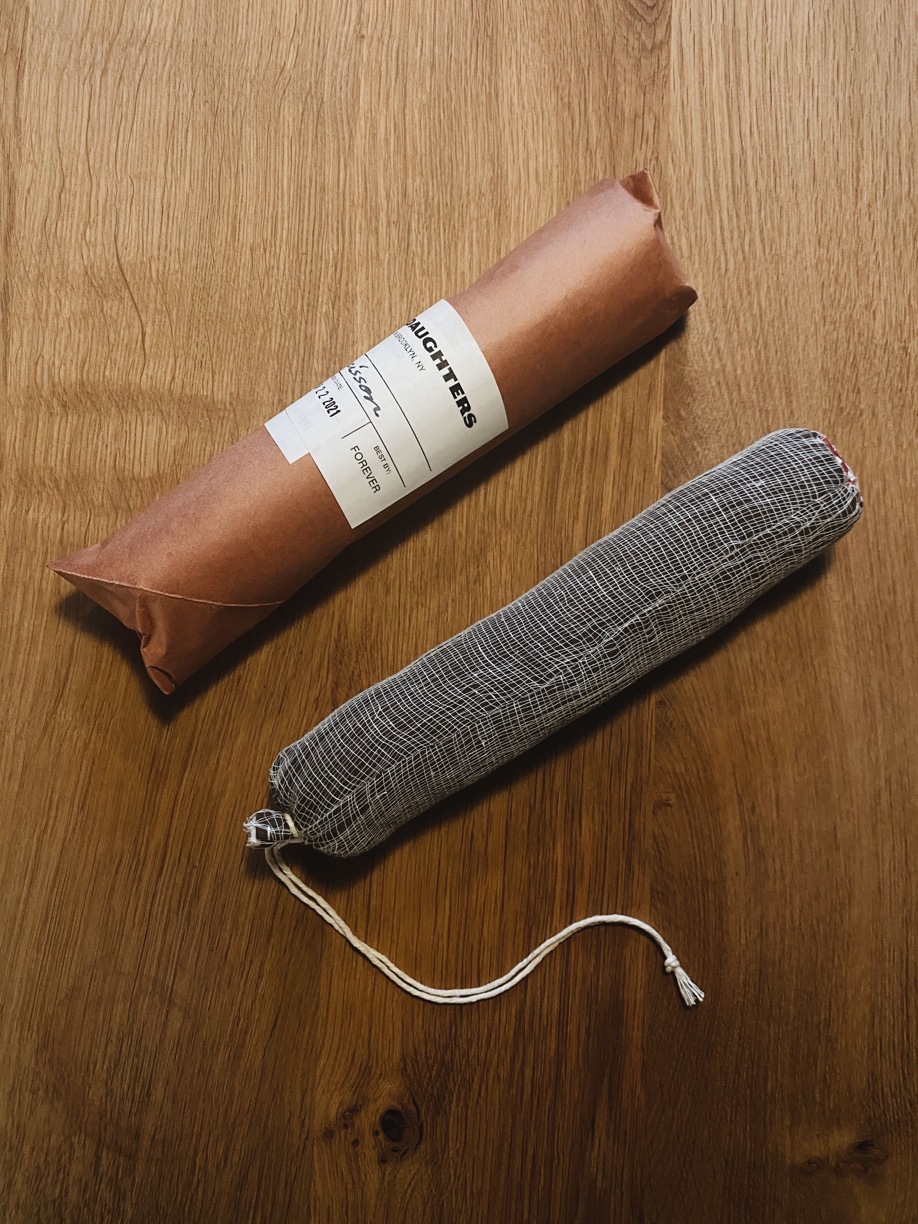 Yuki & Daughters Toy Saucisson