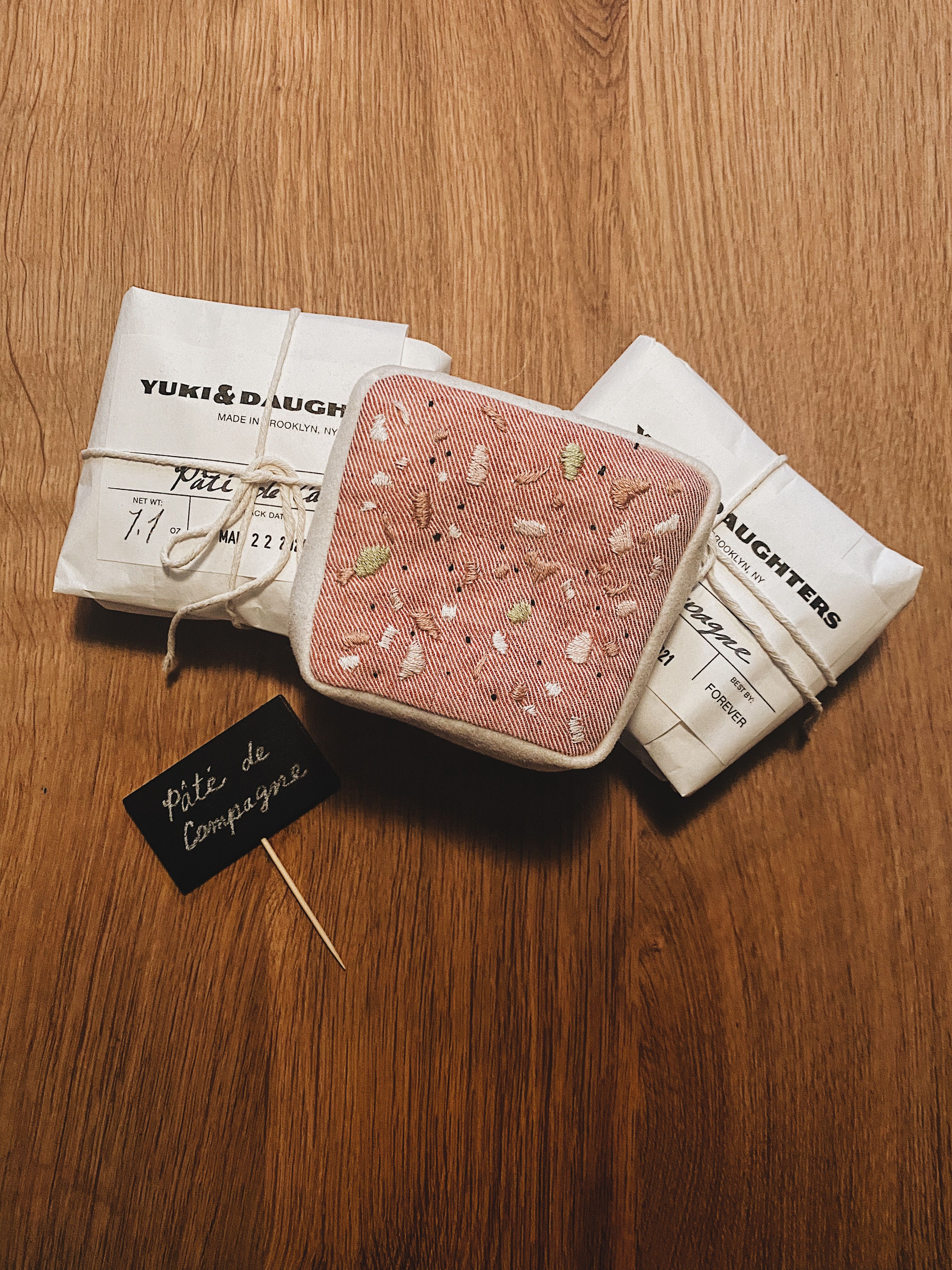 Yuki & Daughters Toy Pâté