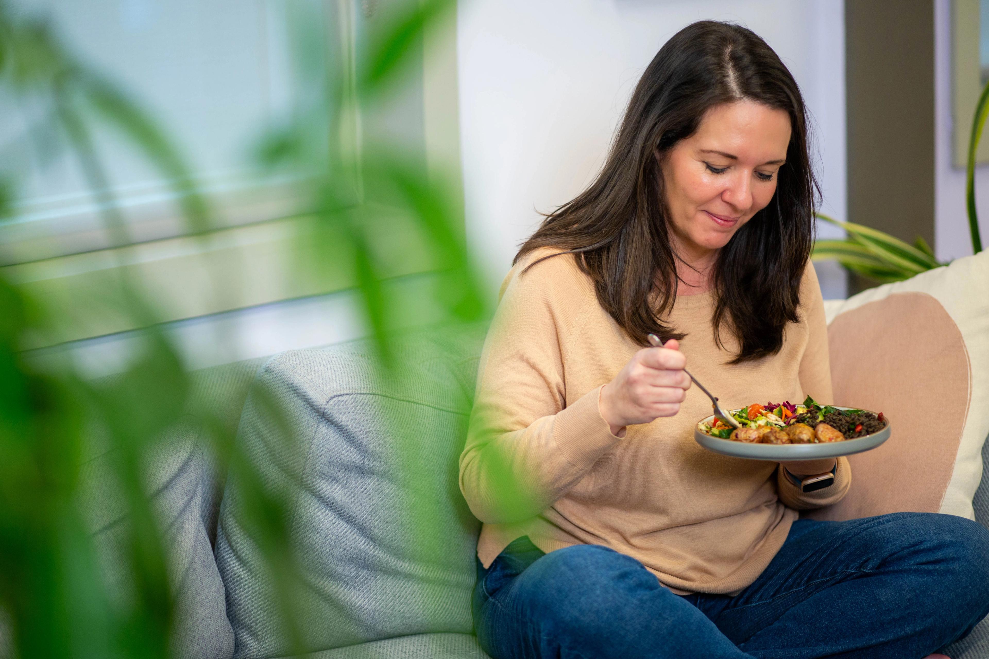 Women eating healthy meal