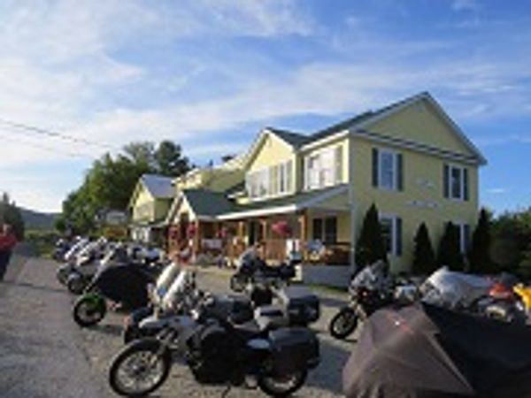 Gray Ghost Inn
