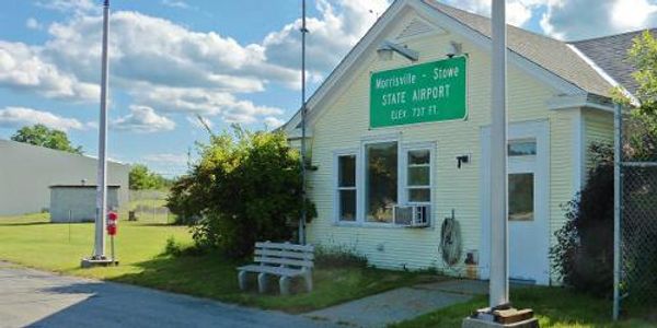 Morrisville-Stowe State Airport (MVL)