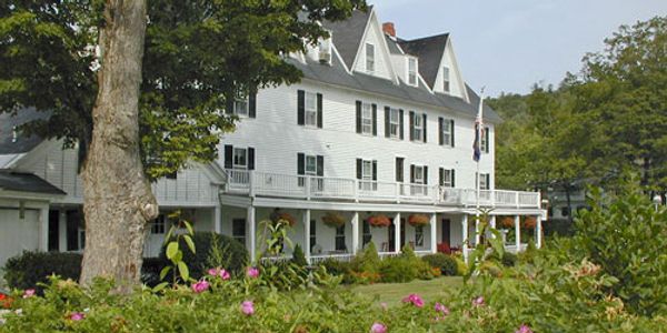 Echo Lake Inn