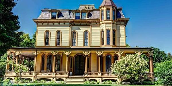 Park-McCullough Historic Governor's Mansion
