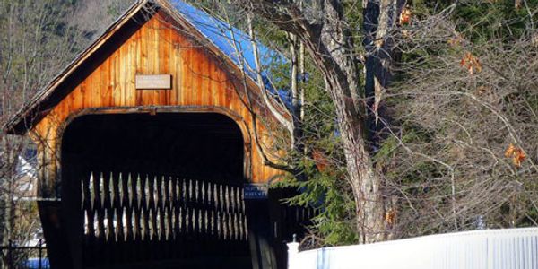 Middle / Union Street Bridge