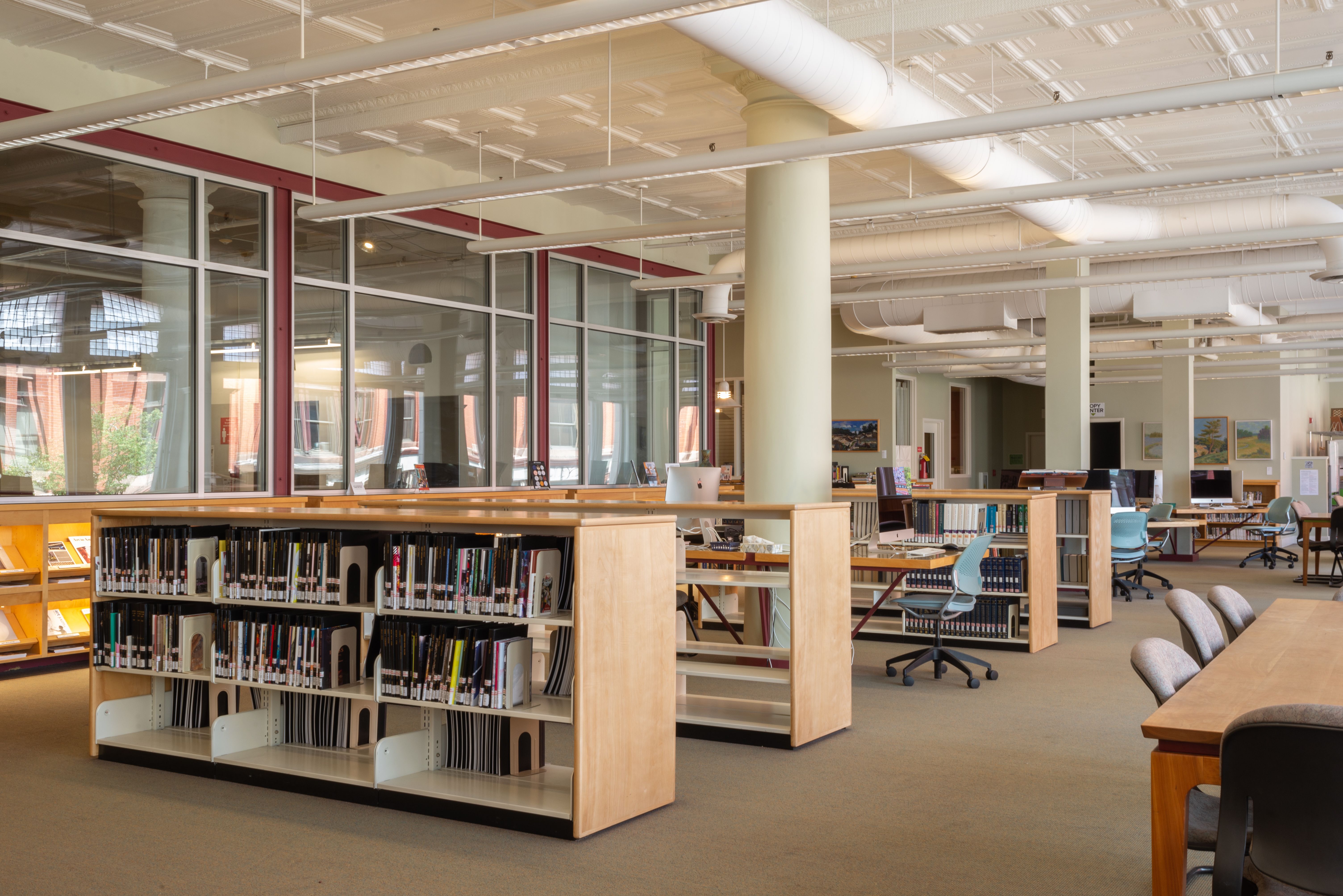 Photo of the Joanne Waxman Library.