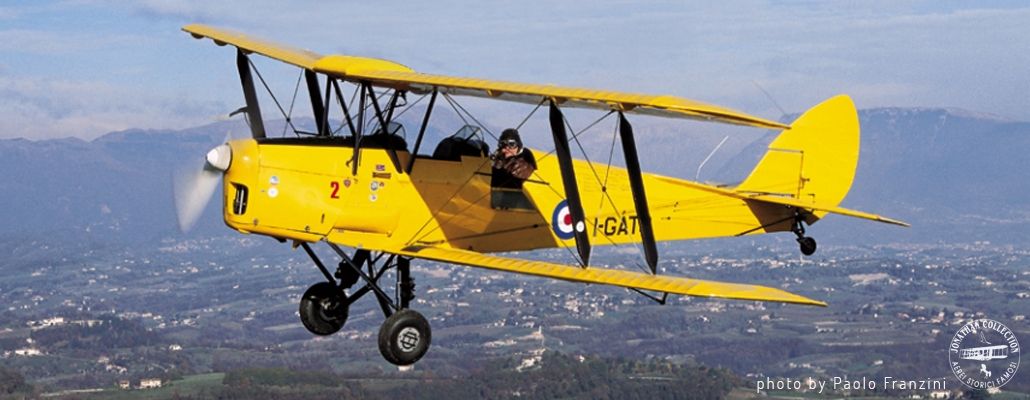 Fondazione Jonathan Collection - Aerei Storici Famosi  - De Havilland DH.82A Tiger Moth