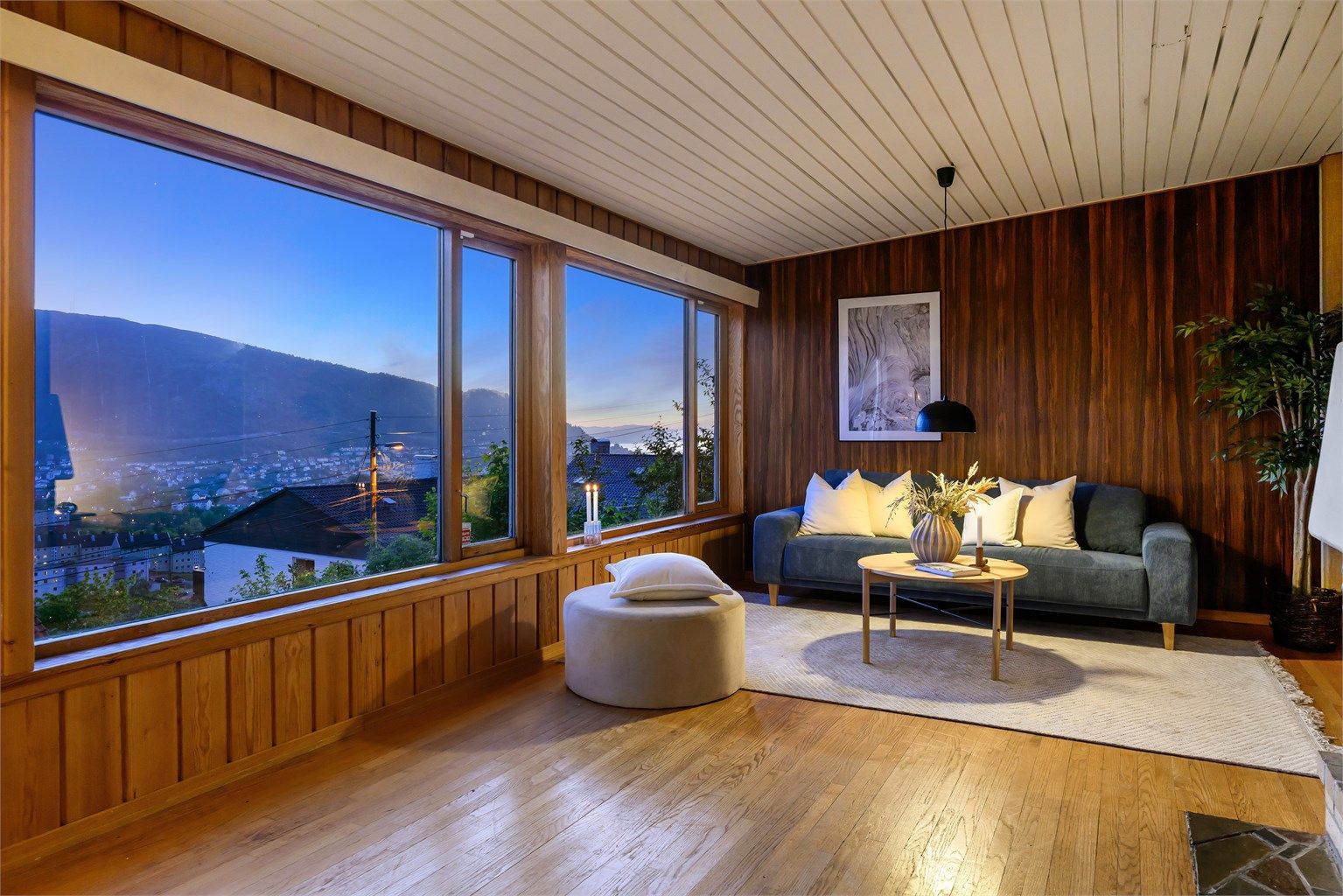 Her får du den magiske solnedgangen over Askøy. 