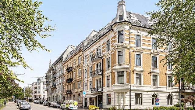 Flott hjørnebygård i Mogens Thorsens gate Gabels gate.