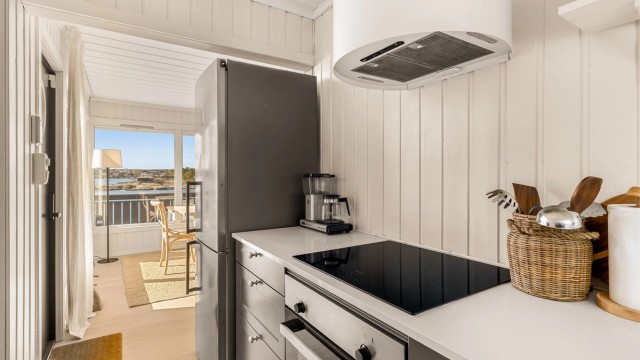 Kjøkkenet ble montert i 2023.