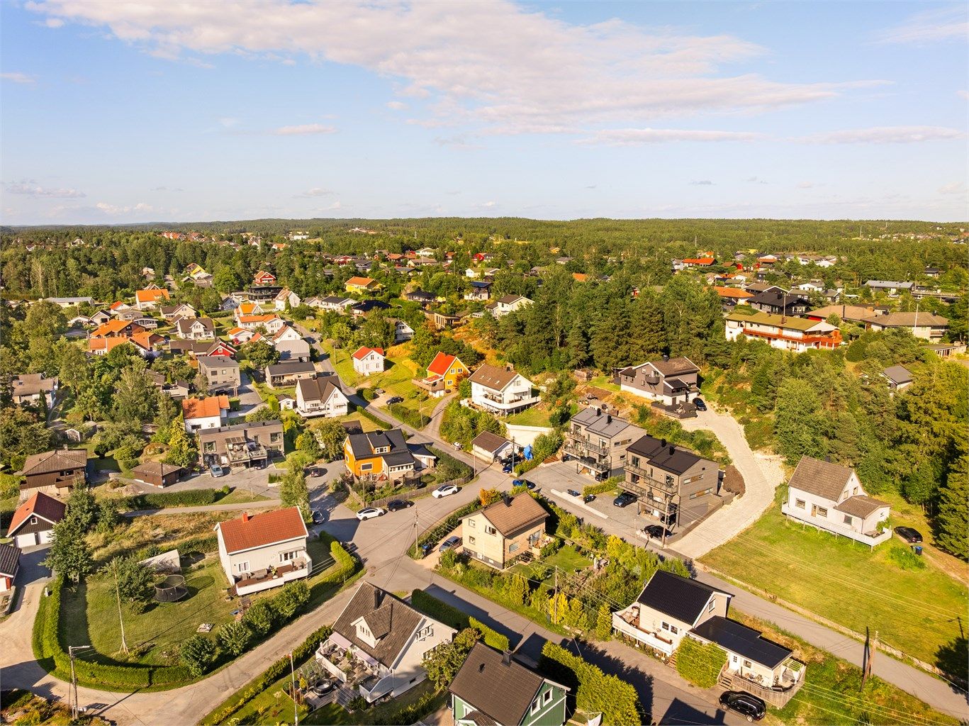 Med Gluppe som utgangspunkt er det like kort vei til Fredrikstadmarka som til sentrum.