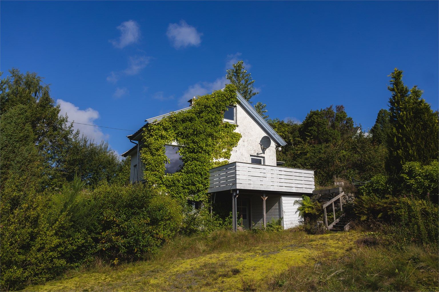 Eiendommen ligger i et etablert og barnevennlig boligområde.
Foto: FrkSuper v/Silje Holte