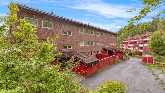 Velkommen på visning av denne leiligheten i topp etasjen.