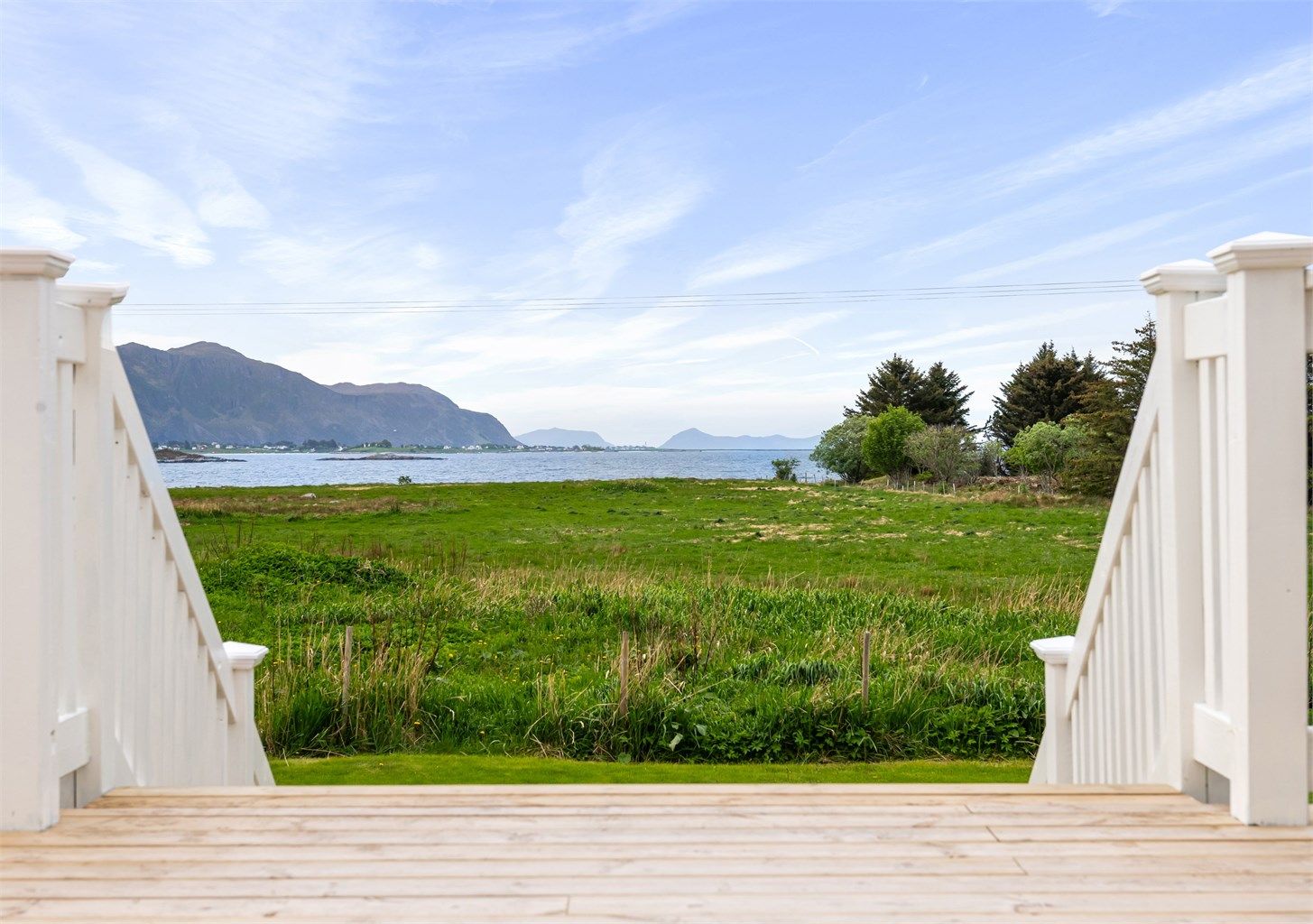 Eiendommen ligger landlig til i naturskjønne omgivelser, med kort vei til sjøen og flotte turområder.
Foto: Stian Wiik
