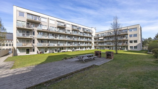 Leiligheten ligger i et bygg fra 2007. Spireaveien ligger i et attraktivt område mellom Løren og Økern