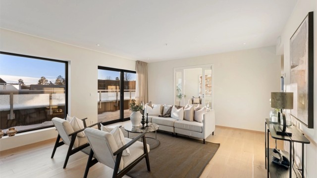 Skyvedørsutgang til terrassen fra stuedelen