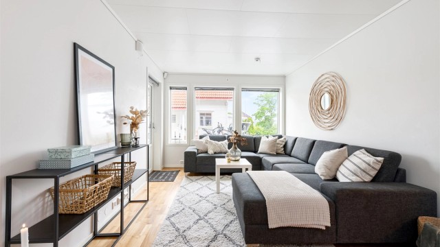 Velkommen til Breivikvegen 55D presentert av Eiendomsmegler Camilla Christensen. Foto: Stian Wiik