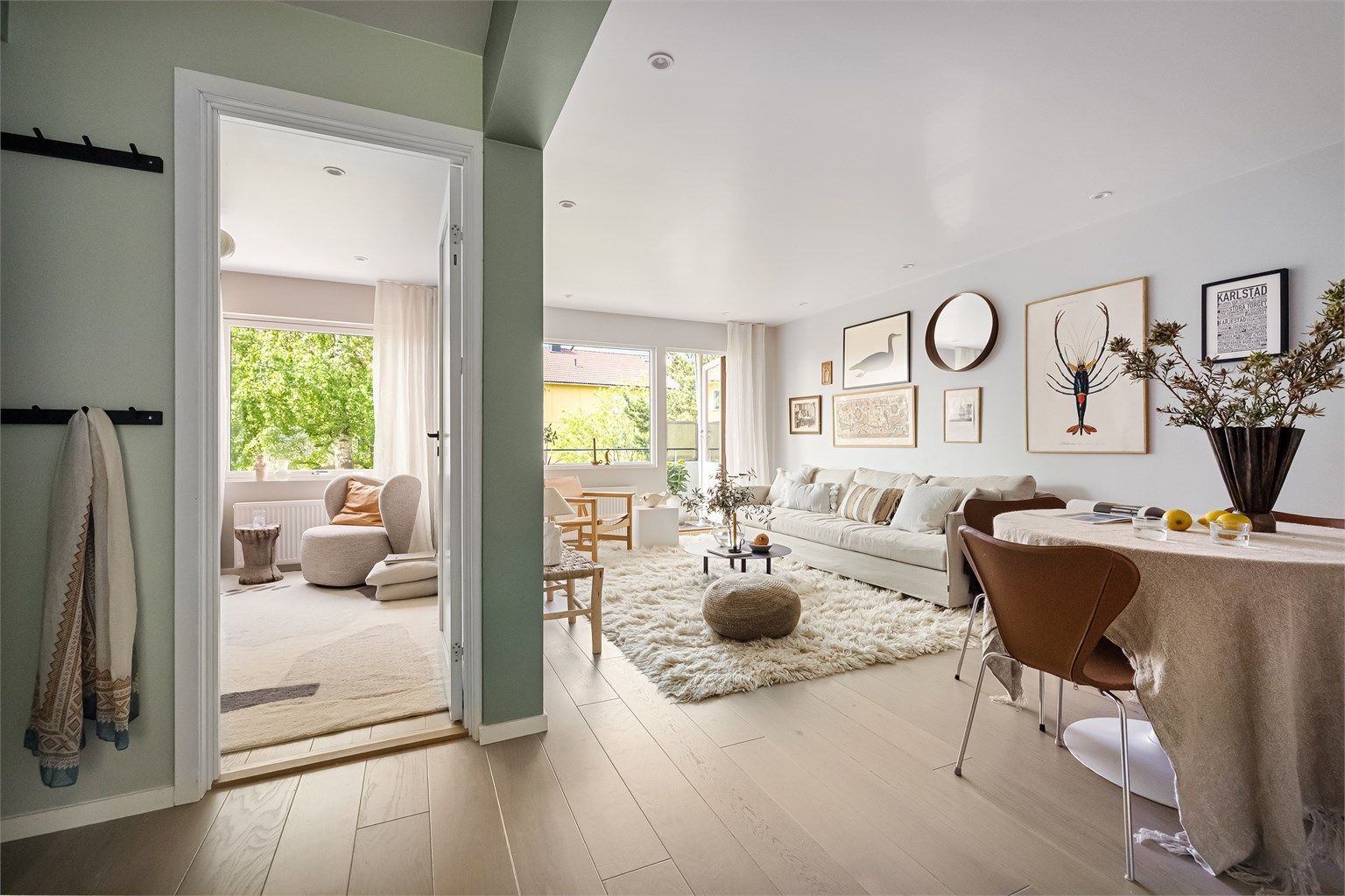 Velkommen til Traverveien 17 - presentert av Hanne Pettersen i Krogsveen 