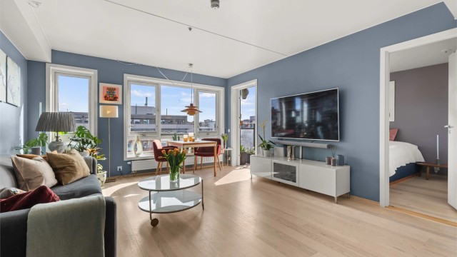 Nora Rørvik Larsen v/ Krogsveen har gleden av å presentere Sigurd Hoels vei 65.