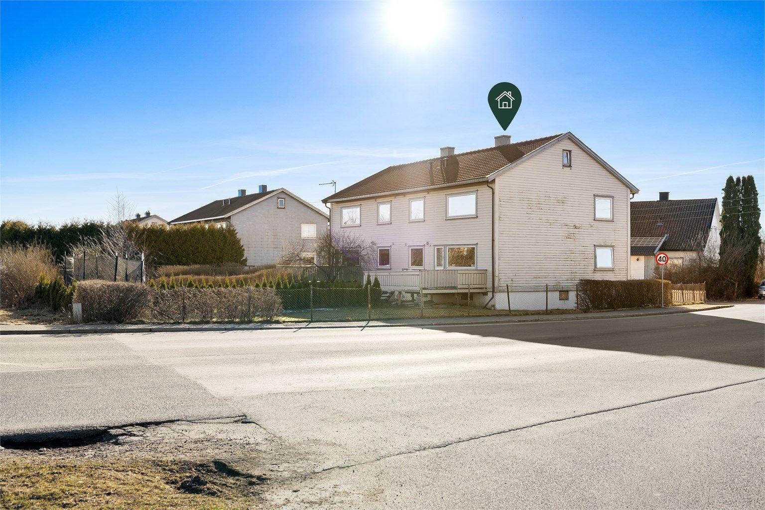 Aslaugsvei 10 presenteres av Jørgen Sande Johansen i Krogsveen.