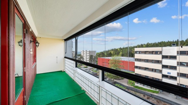 Jonas Ekse Hovland v/ Krogsveen har gleden av å presentere Ravnkollbakken 67!