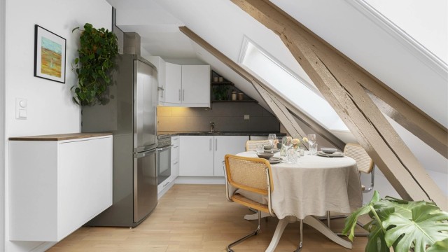 En moderne og tiltalende toppleilighet med flotte detaljer, midt i Ålesunds bysentrum