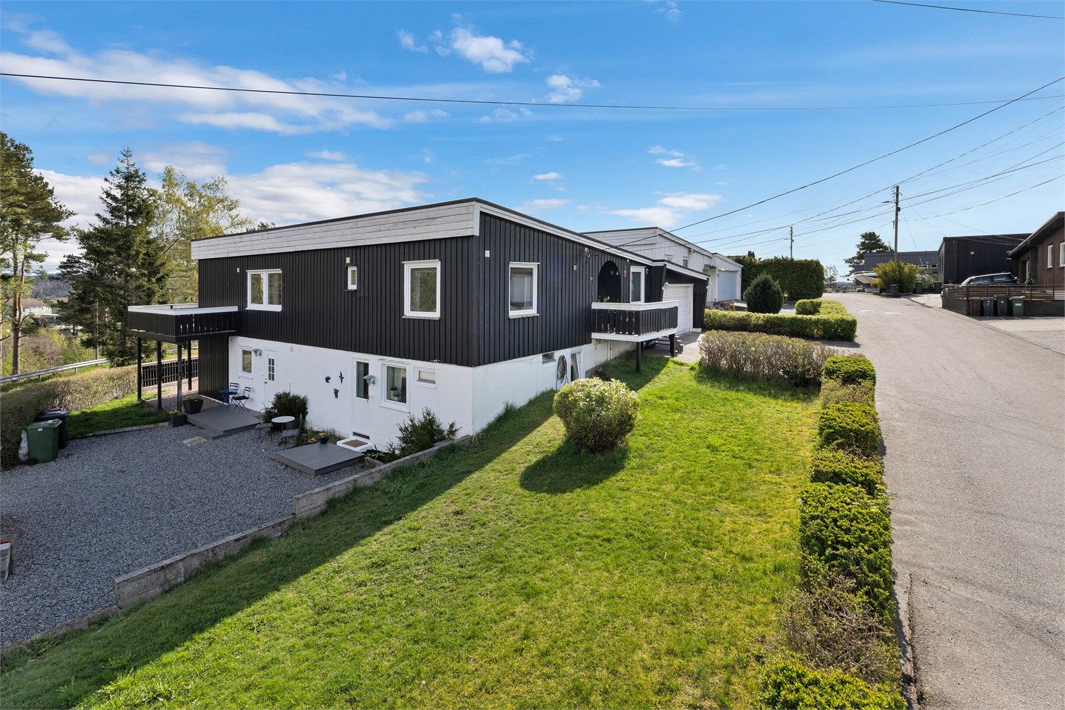 Velkommen til Skinnerheia 19