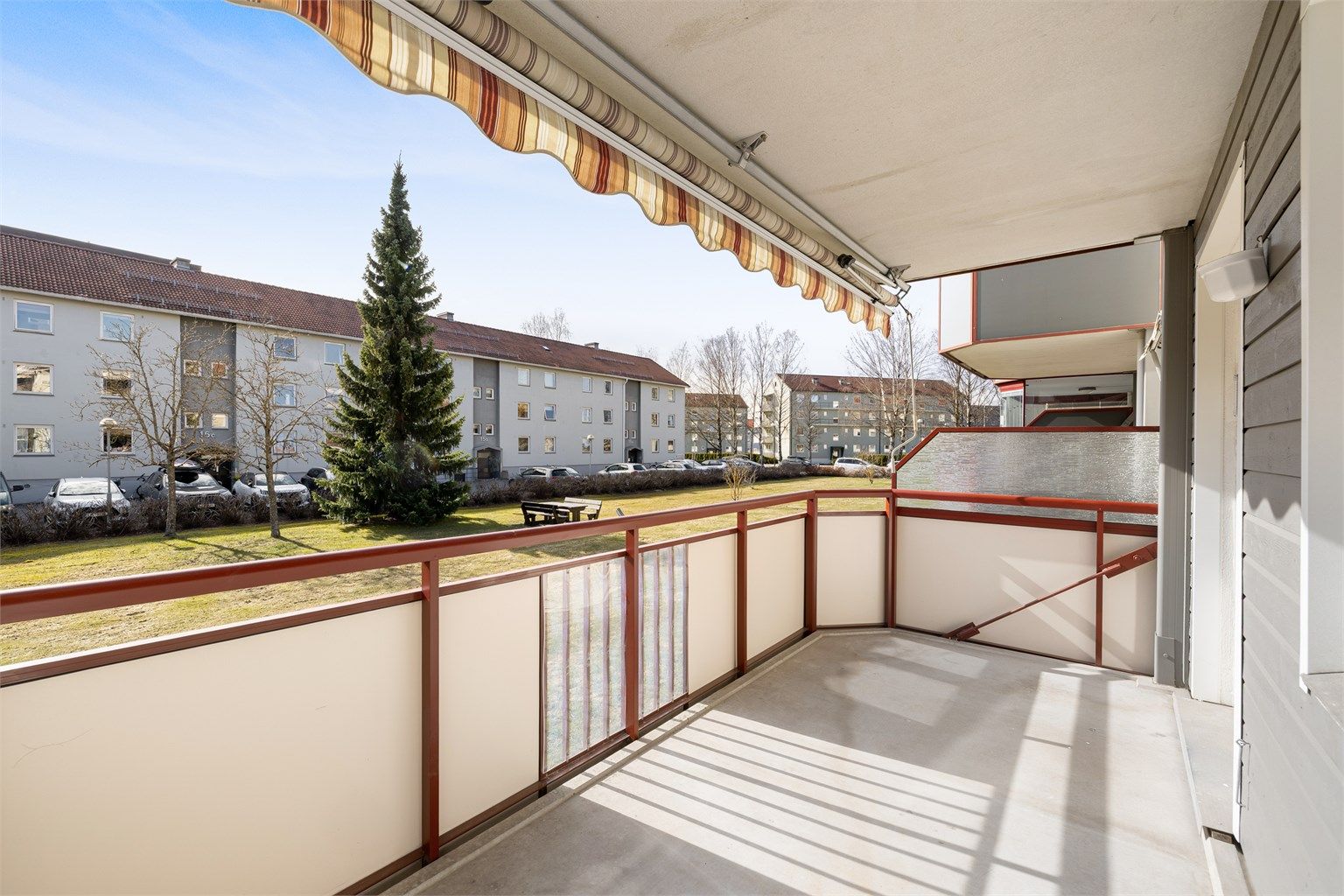 Eiendomsmegler Krogsveen v/Lene Gran Jensen ønsker velkommen til Alexander Kiellands Gate 17C!