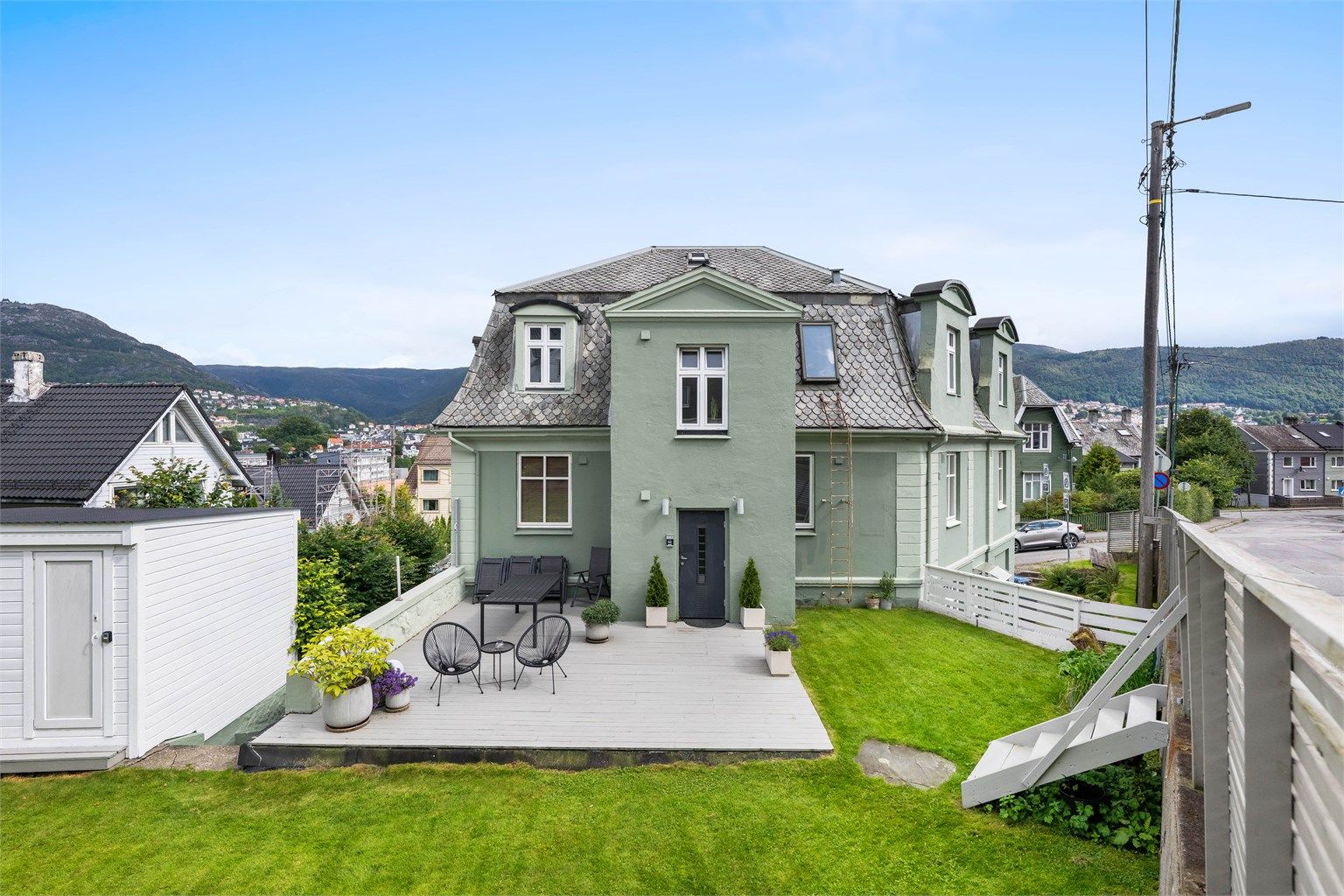 Gjennomgående 3-roms leilighet i et karakterfullt murbygg med høy innvendig standard. 
Foto: Mats Lie