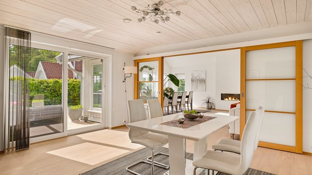 Spisestue med tilknytning til stue, kjøkken og terrasse.