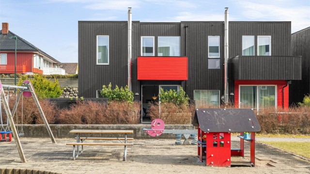 Vertikaldelt tomannsbolig fra 2011.