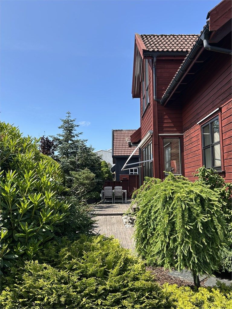 Nydelig og skjermet uteareal