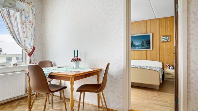 Her er radiator til vannbåren varme byttet i senere tid
